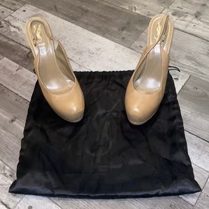 Saint Laurent Nude Tribtoo 105 Slingback Vitello Vernice Soft Pumps